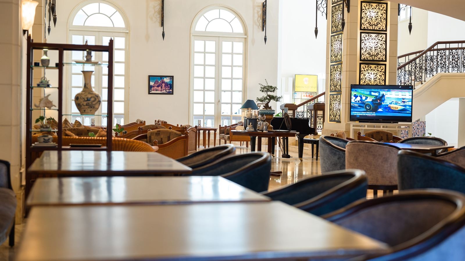 restaurants-huong-viet-restaurant