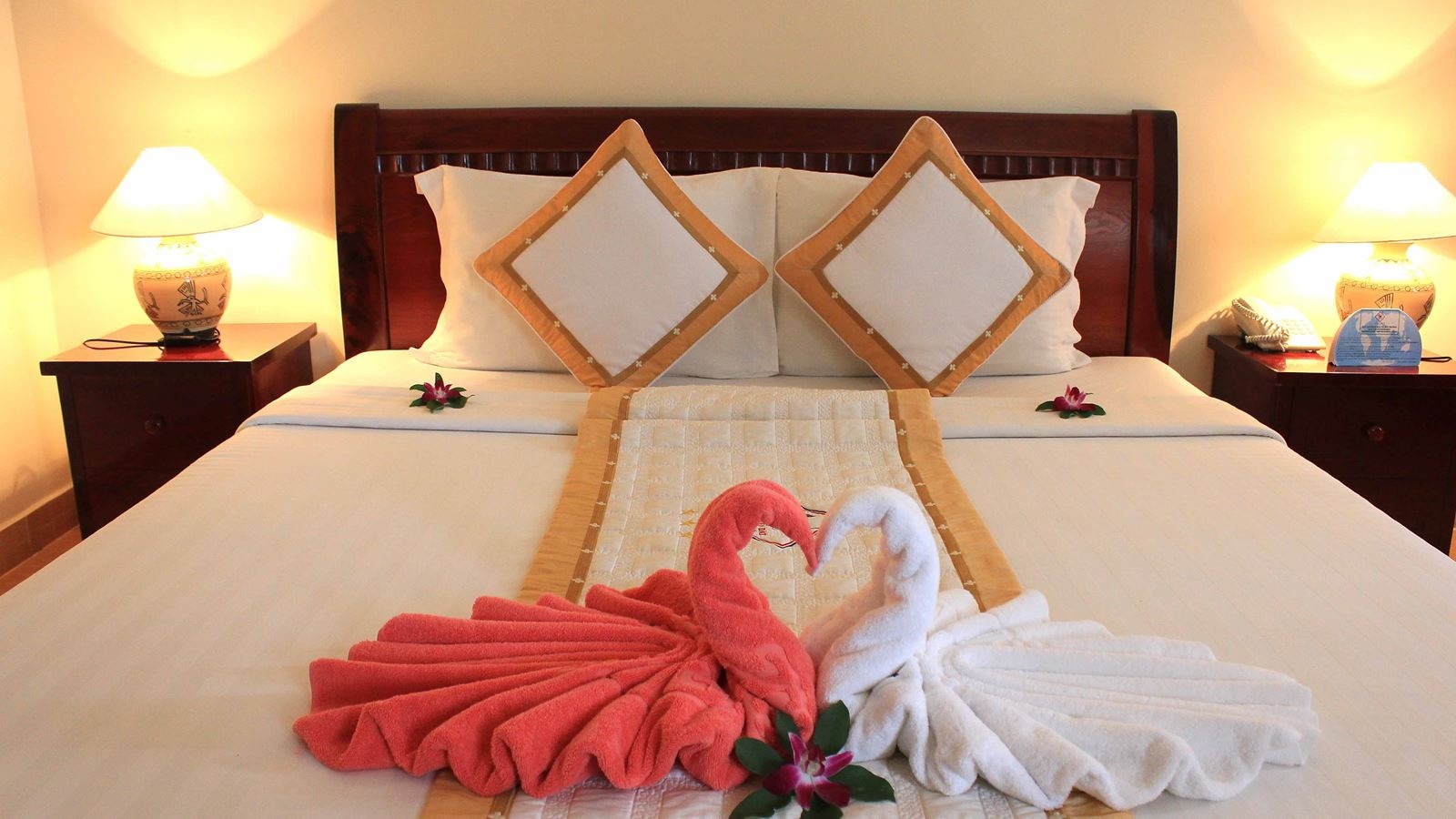 rooms-room-beach-front-senior-at-sea-side-with-balcony-child-without-extra-bed