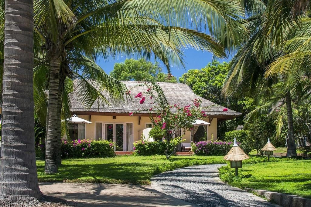 rooms-garden-view-bungalow