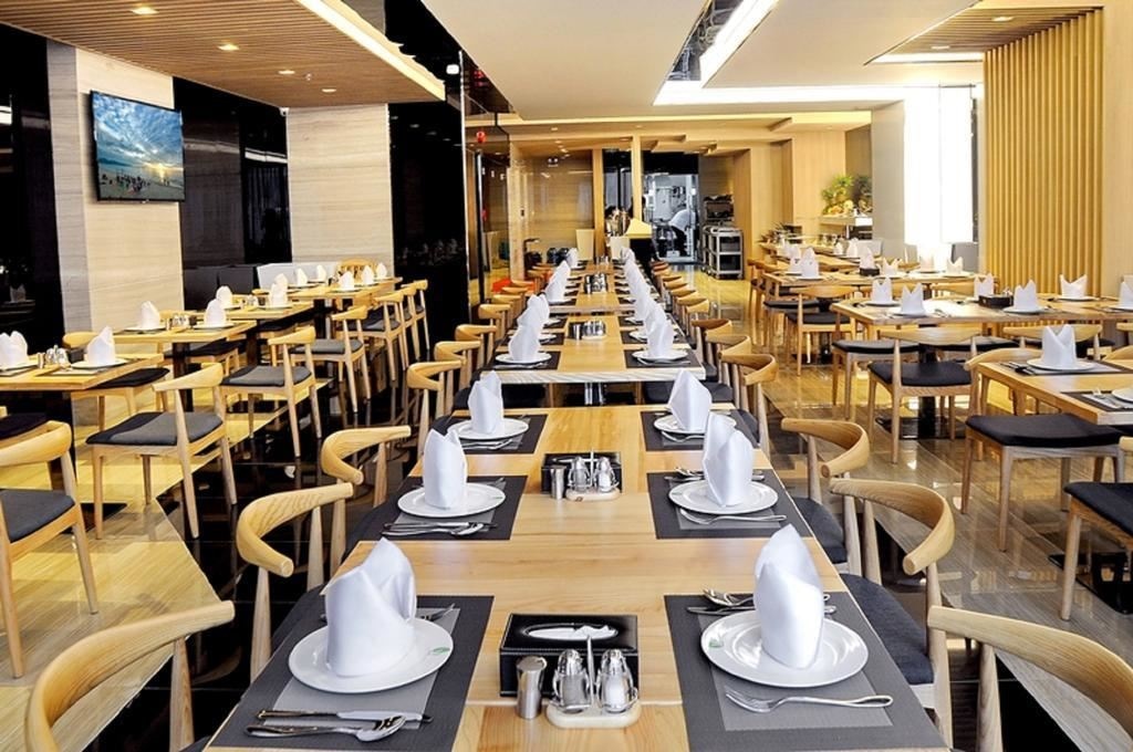 restaurants-main-restaurant