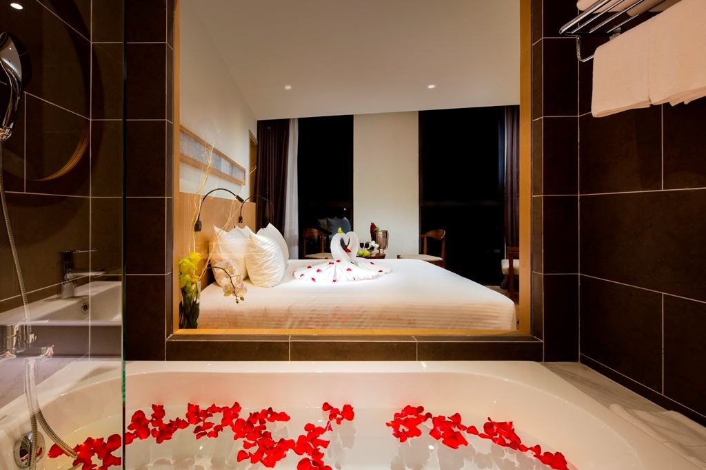 rooms-premier-beachfront