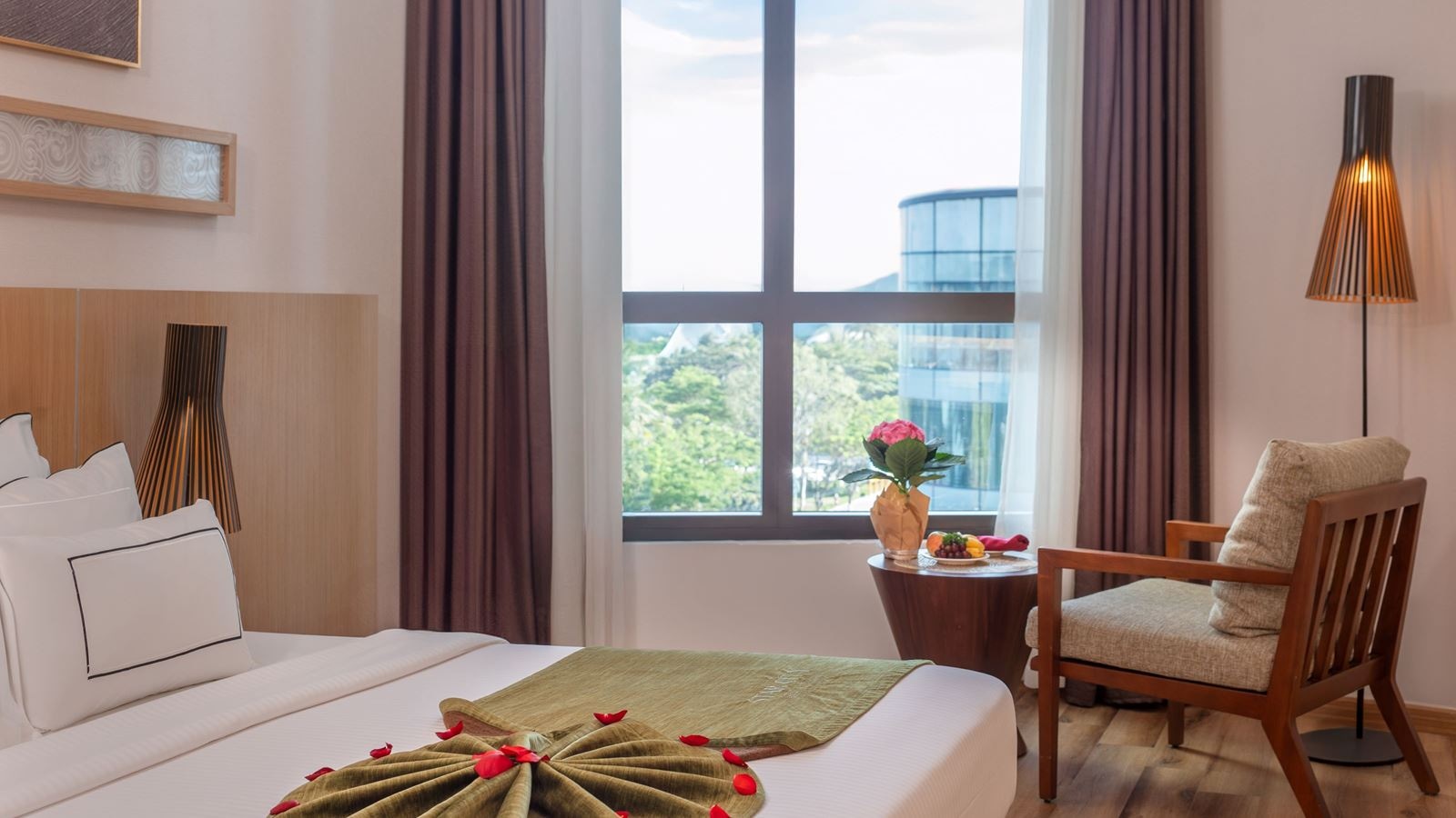 rooms-superior-cityview