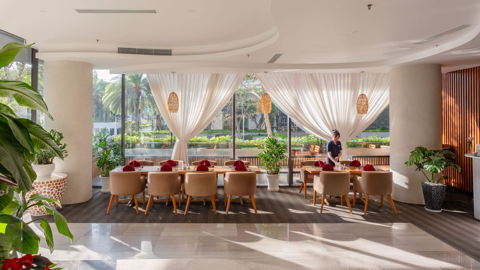 restaurants-ngon-bistro-restaurant