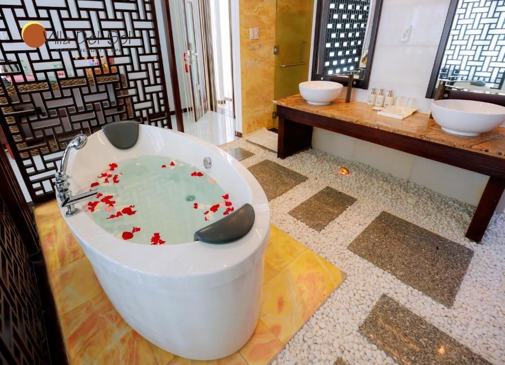 rooms-grand-premium-deluxe-garden-double-with-balcony-child-without-extra-bed