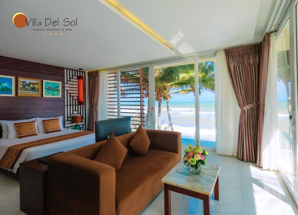 rooms-beach-front-suite-double-with-balcony-child-without-extra-bed