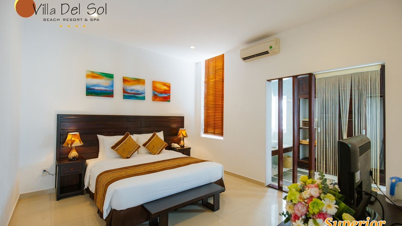 rooms-superior-room