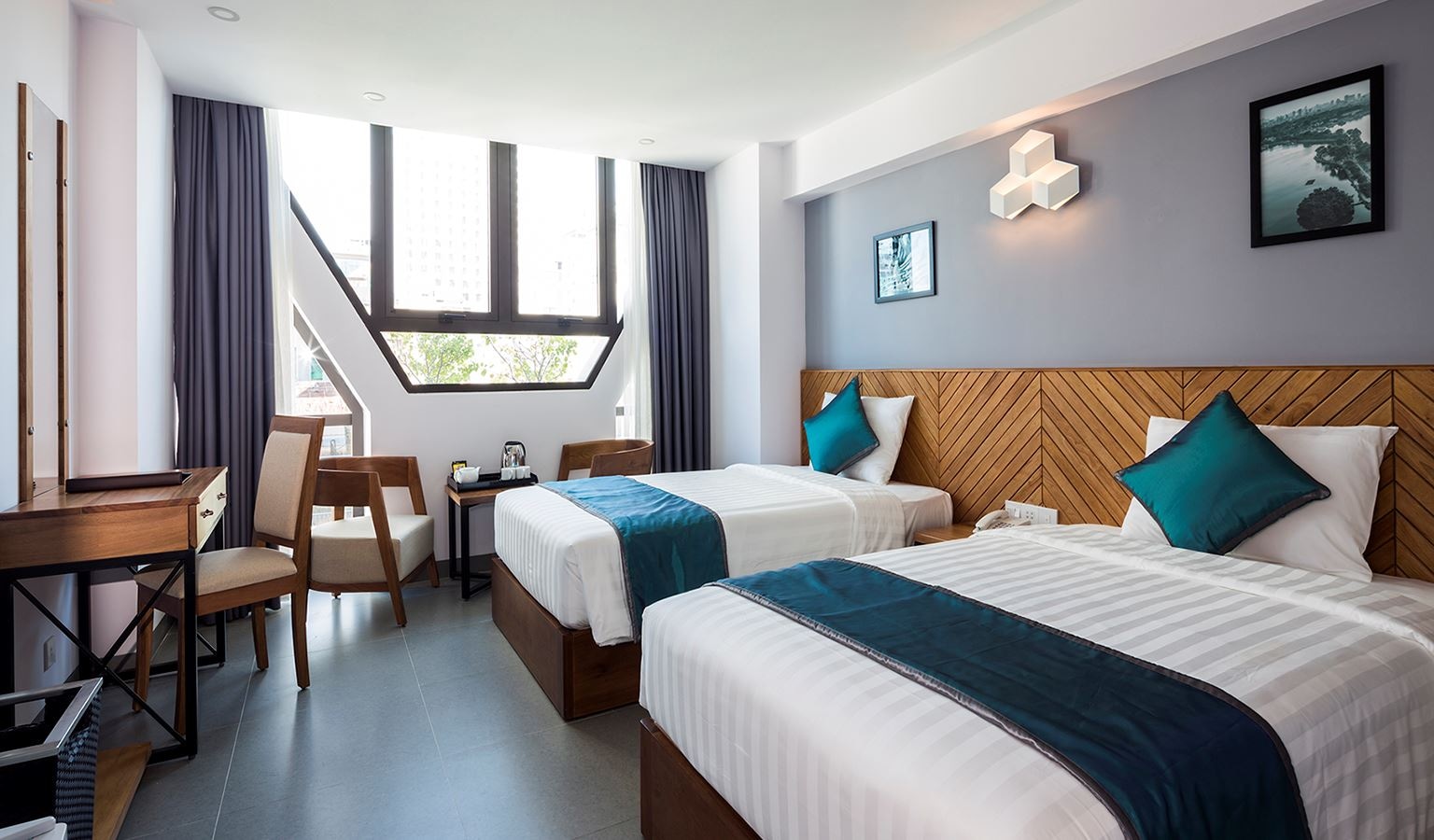 rooms-superior-city-view