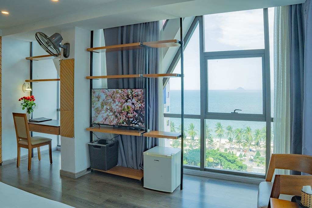 rooms-senior-deluxe-sea-view