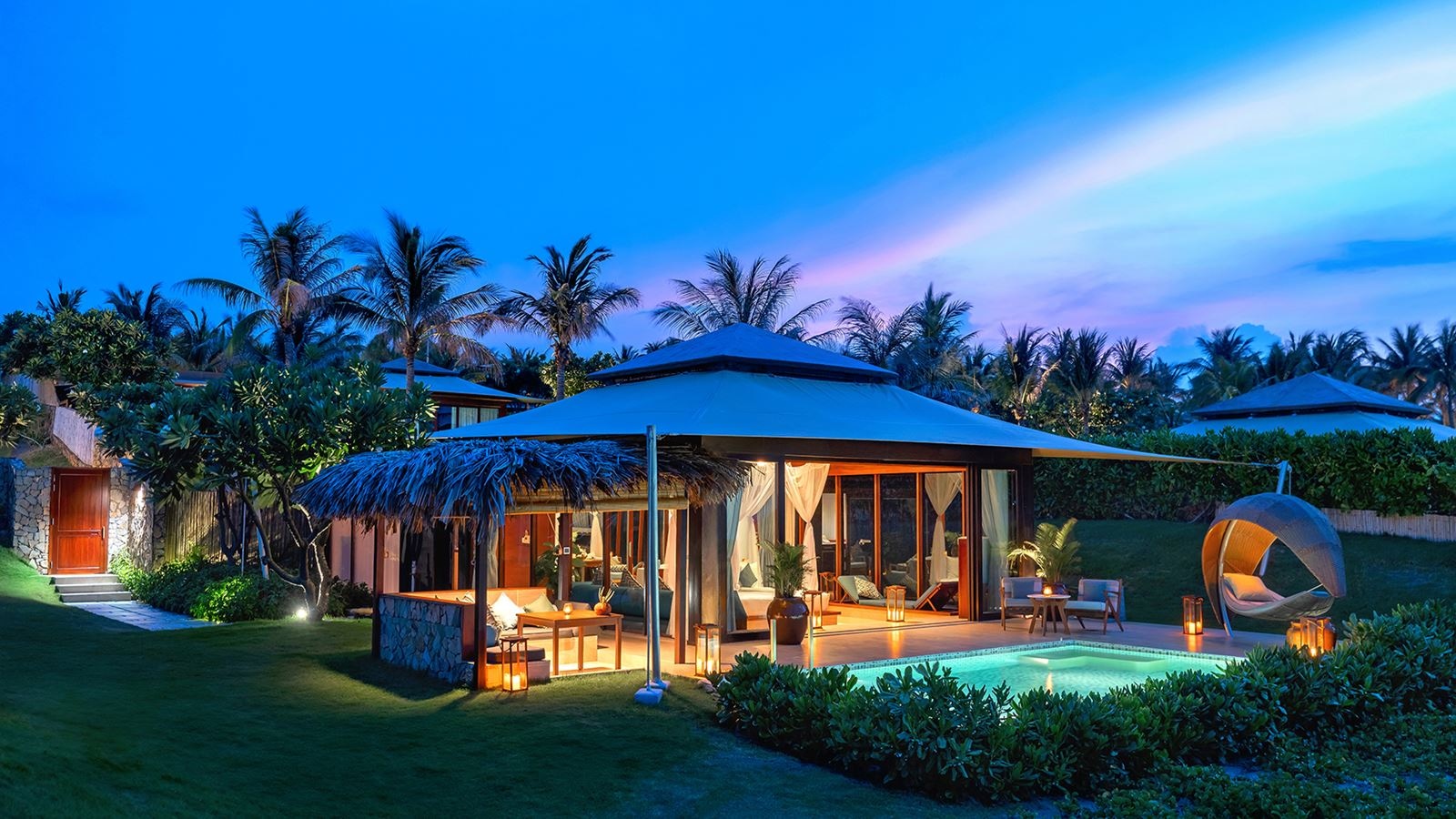 rooms-beachfront-pool-villa