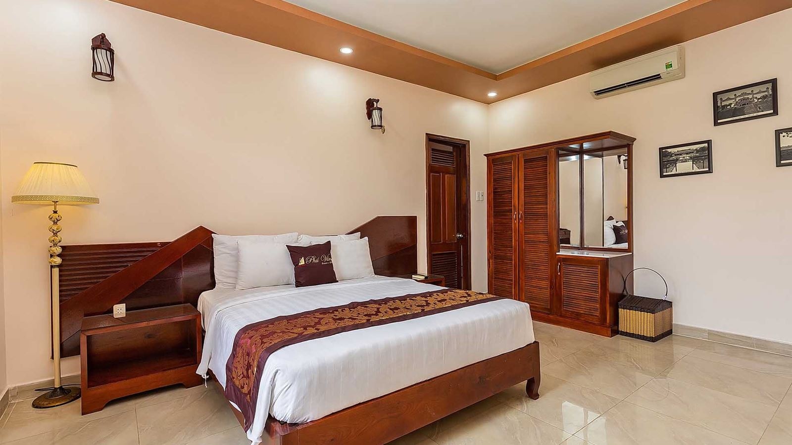 rooms-beach-bungalow-room