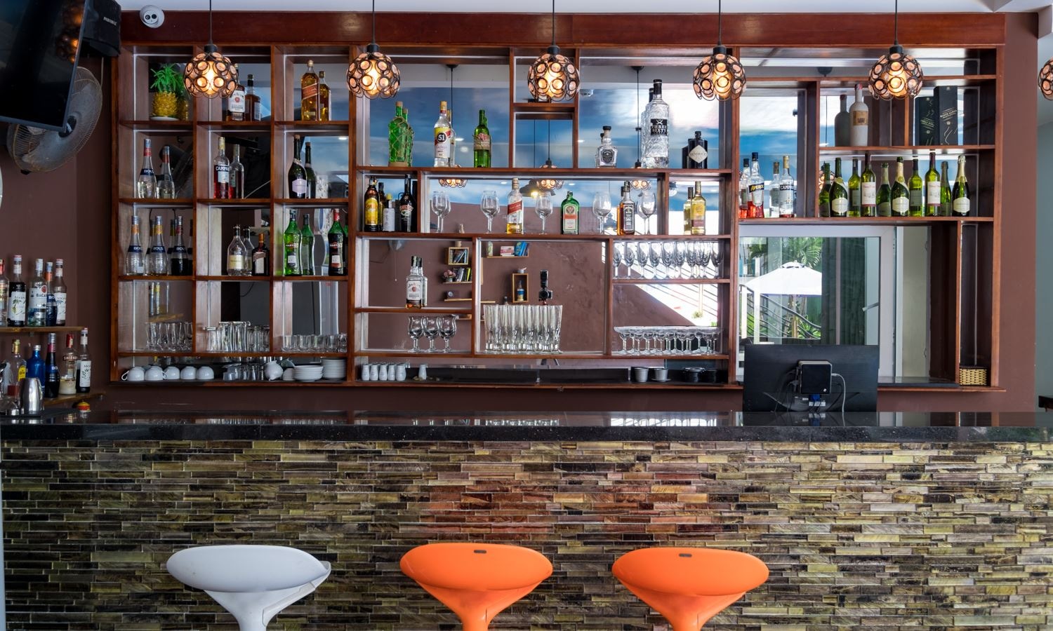 bars-pool-bar