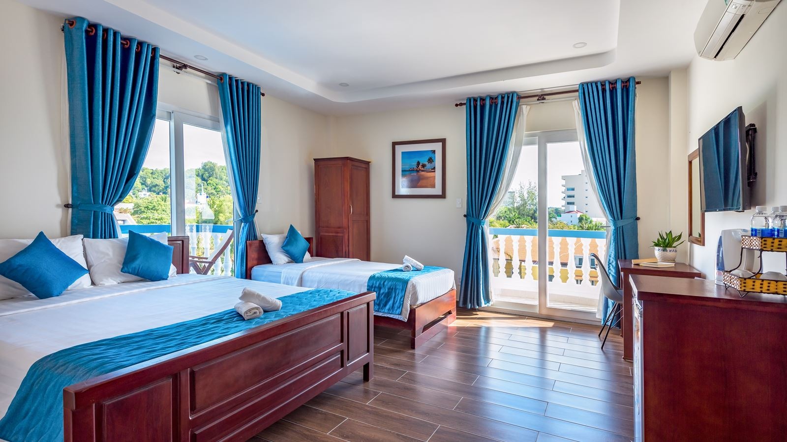 rooms-premier-triple-balcony-no-extra-bed