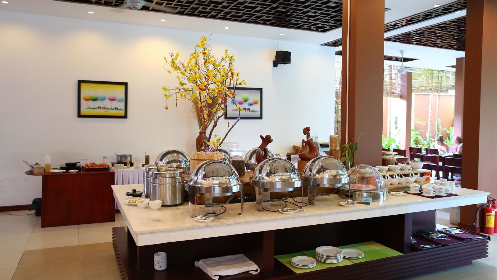 restaurants-buffet-breakfast