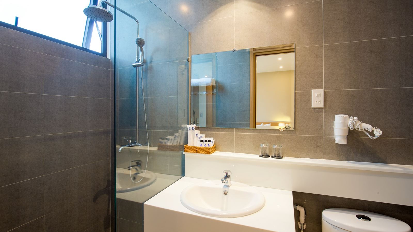 rooms-standard-room-city-view-child-without-extra-bed