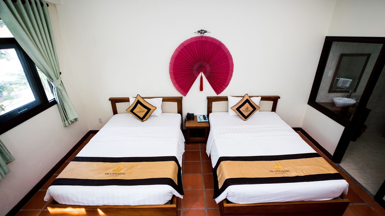 rooms-deluxe-garden-view