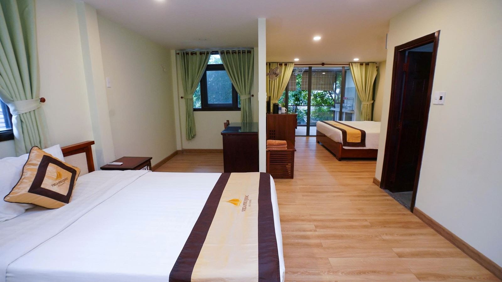 rooms-superior-family-with-kitchen