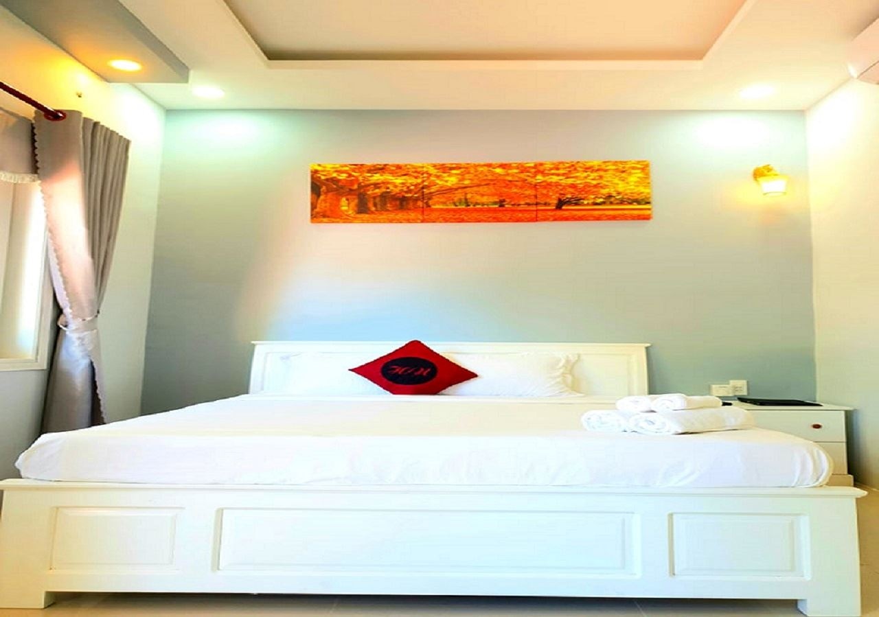 rooms-standard-double-bungalow-garden-view-with-balcony