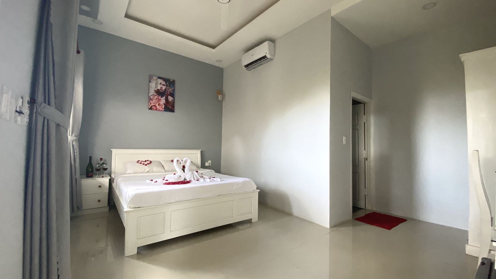 rooms-deluxe-double-bungalow-garden-view-with-balcony