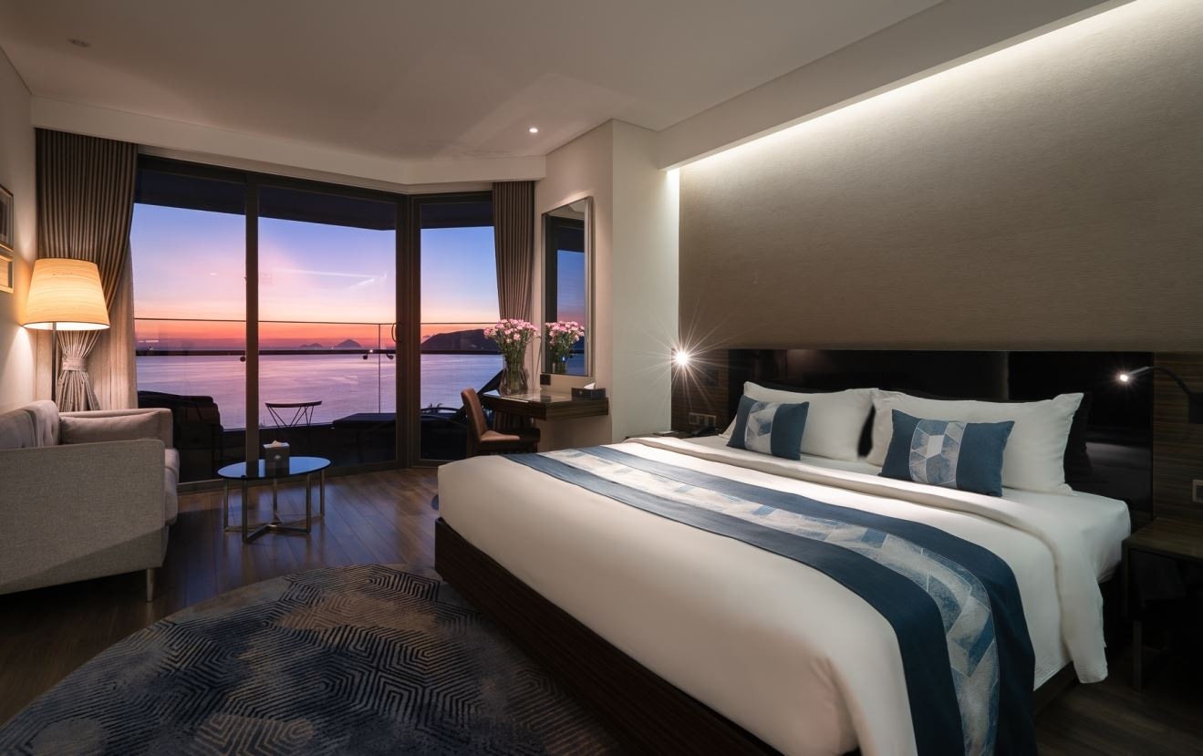 rooms-executive-balcony-ocean-view