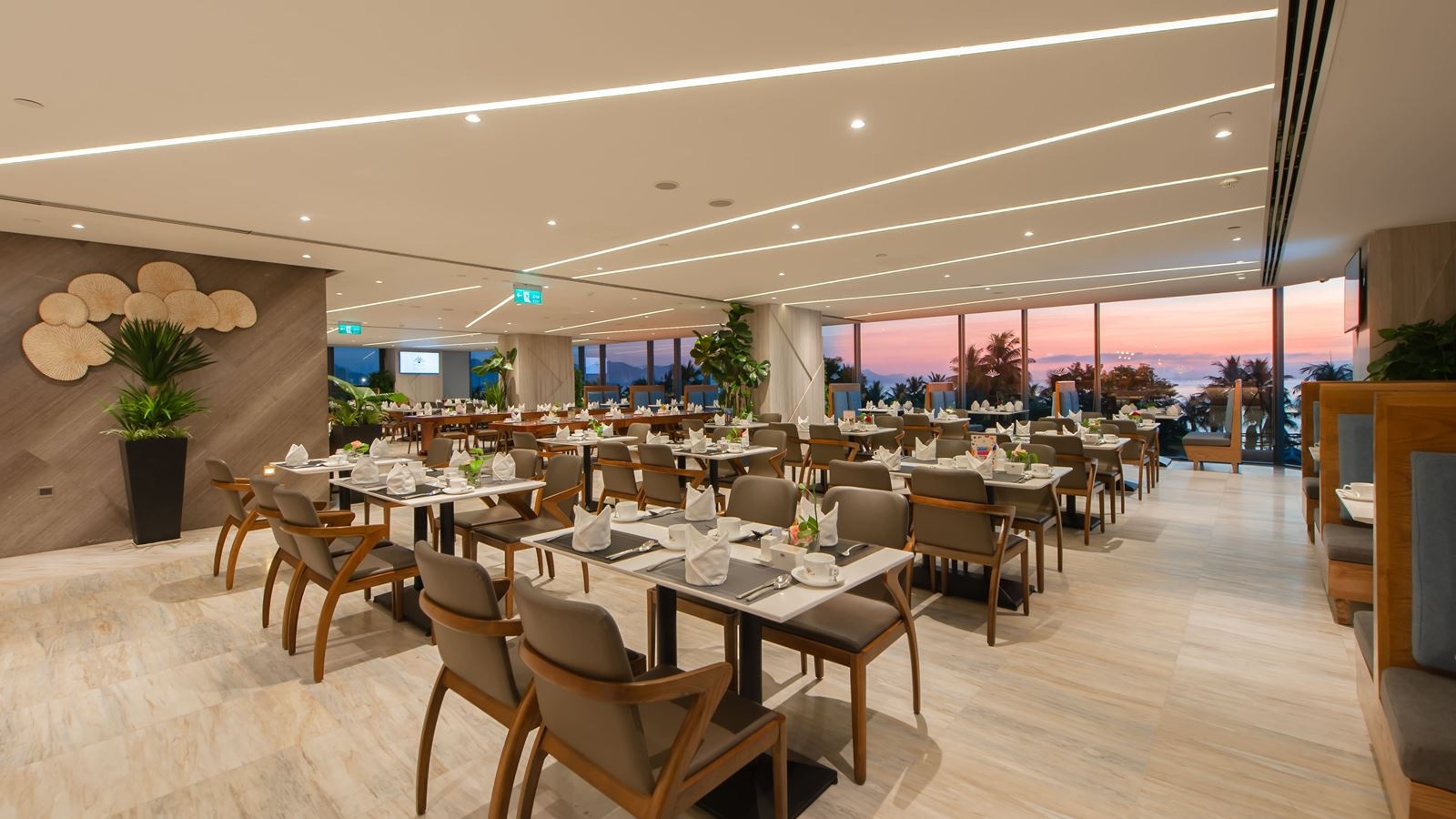 restaurants-royal-restaurant