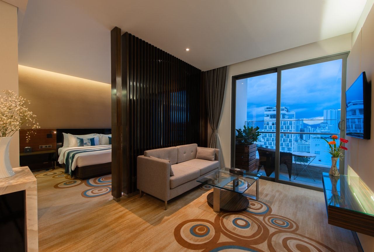 rooms-grand-suite-sea-view-balcony-child-without-extra-bed