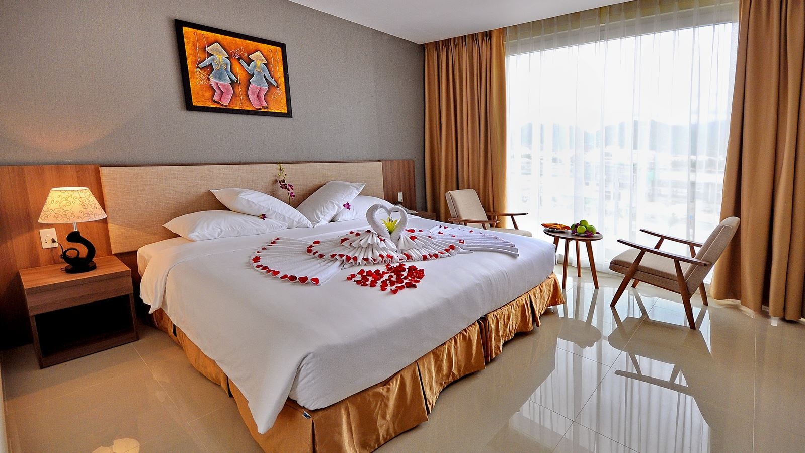 rooms-deluxe-mountain-view