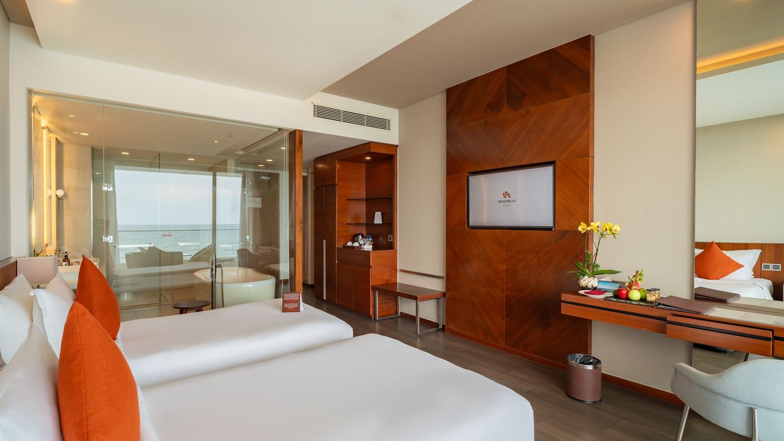 rooms-classic-ocean-view-room-balcony