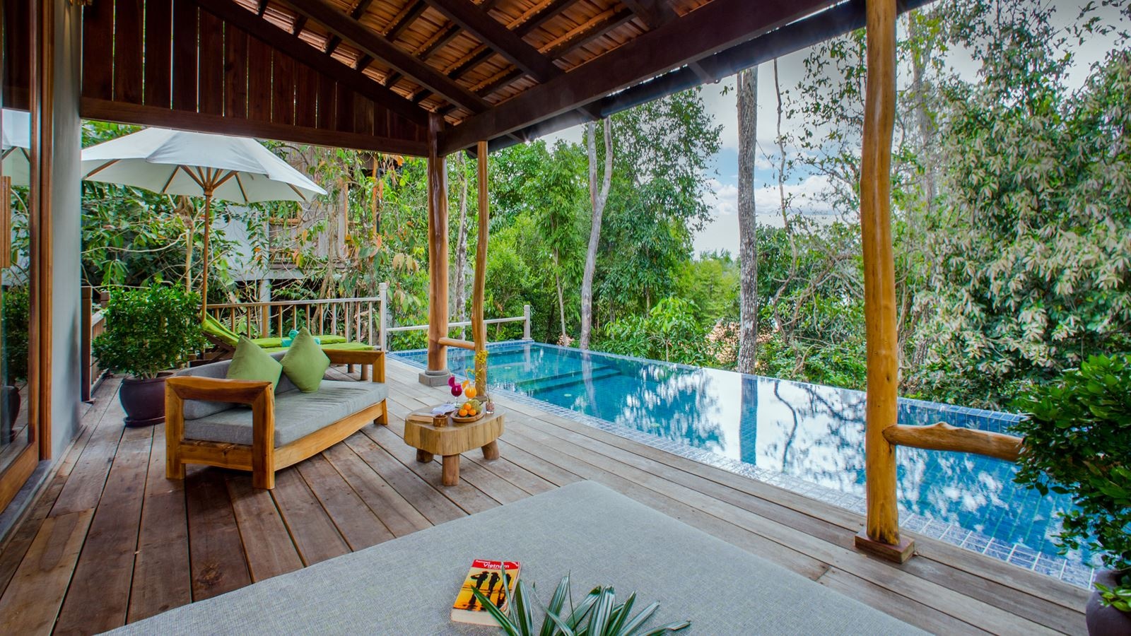 rooms-hillside-pool-villa