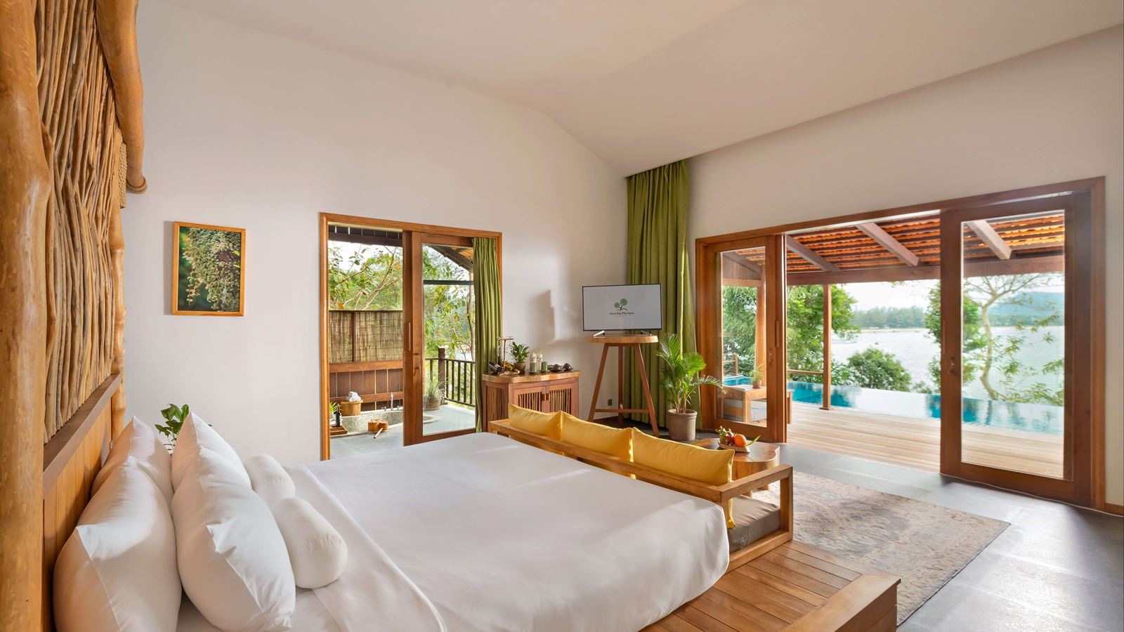 rooms-ocean-pool-villa-child-without-extra-bed