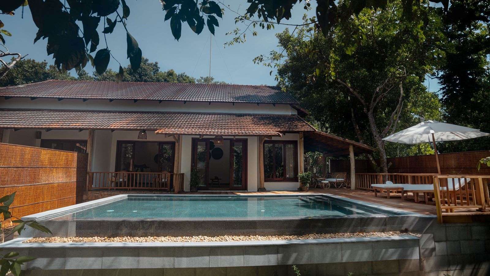 rooms-family-pool-villa-2bedroom