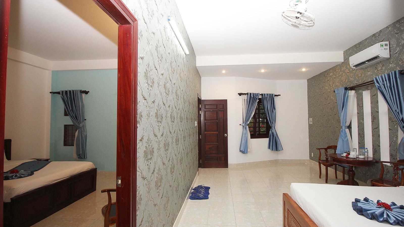 rooms-family-sextuple-garden-view