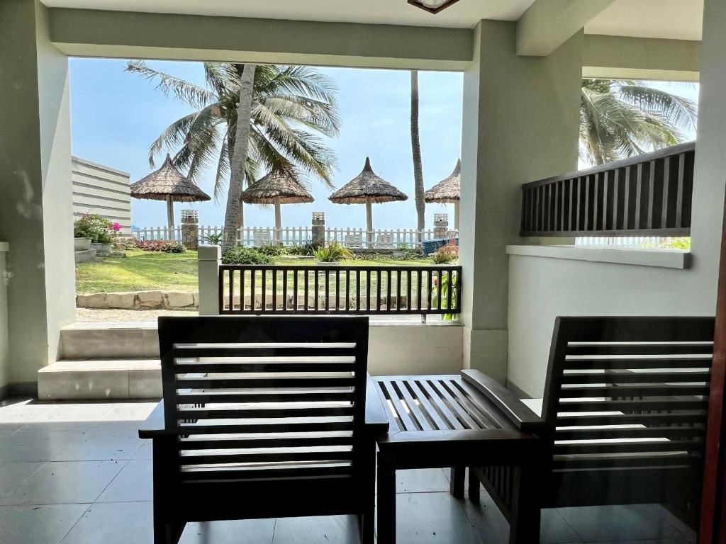 rooms-deluxe-sea-view-balcony-child-without-extra-bed