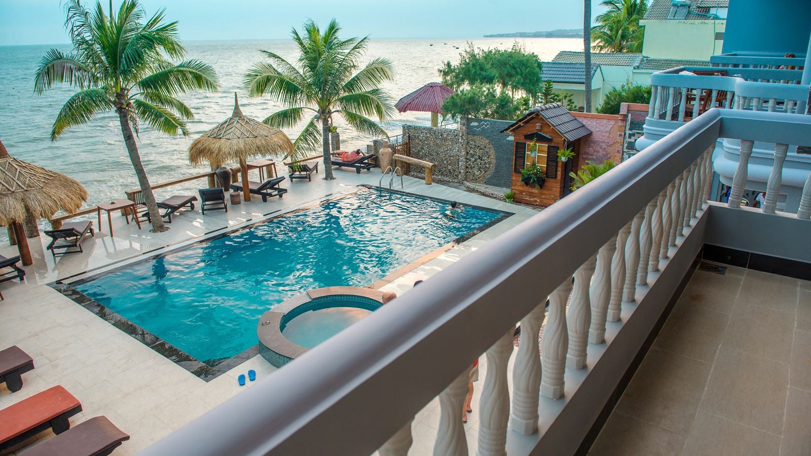 pools-outdoor-childrens-pool