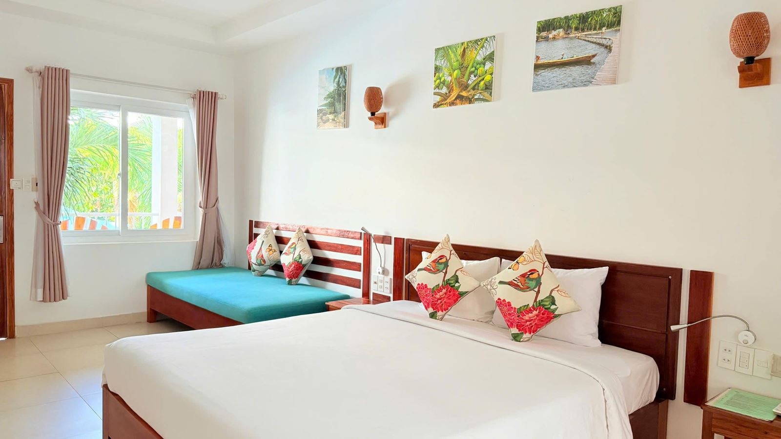 rooms-deluxe-room-child-without-extra-bed