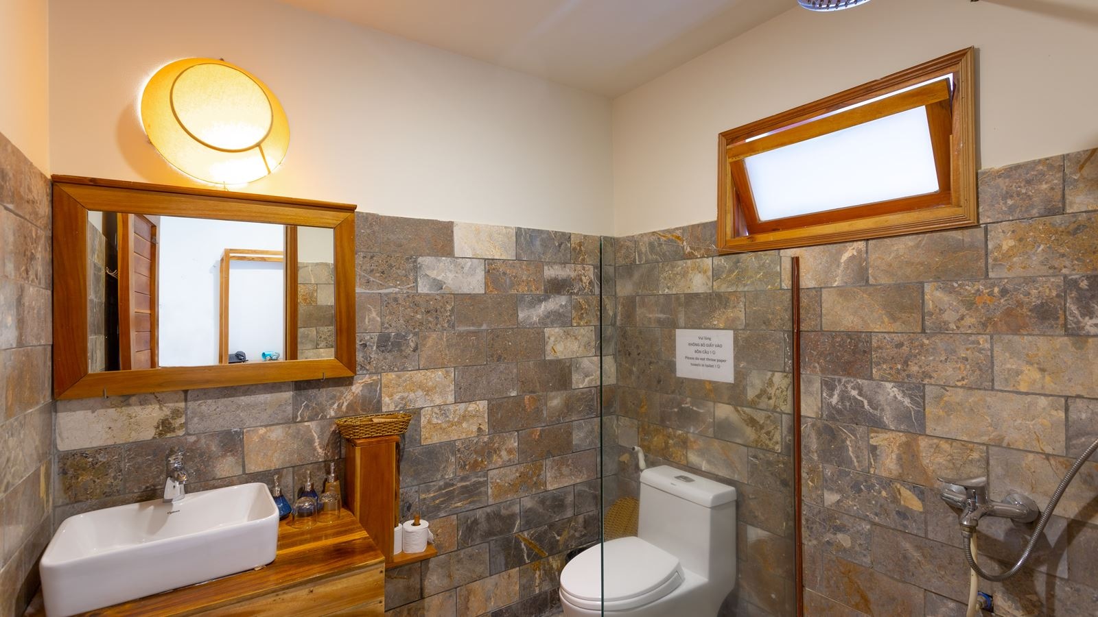 rooms-room-superior-triple