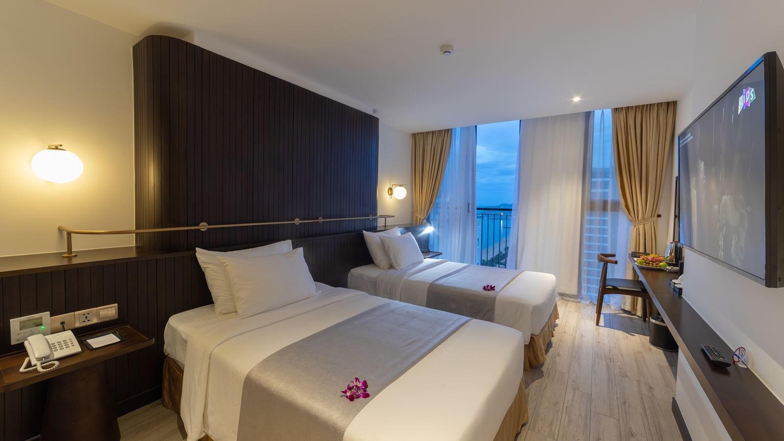 rooms-executive-suite