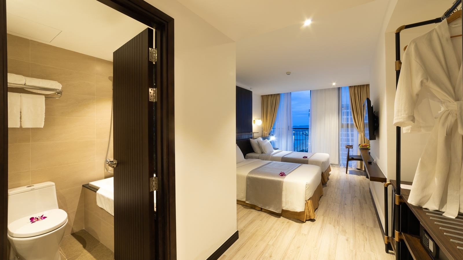 rooms-executive-suite