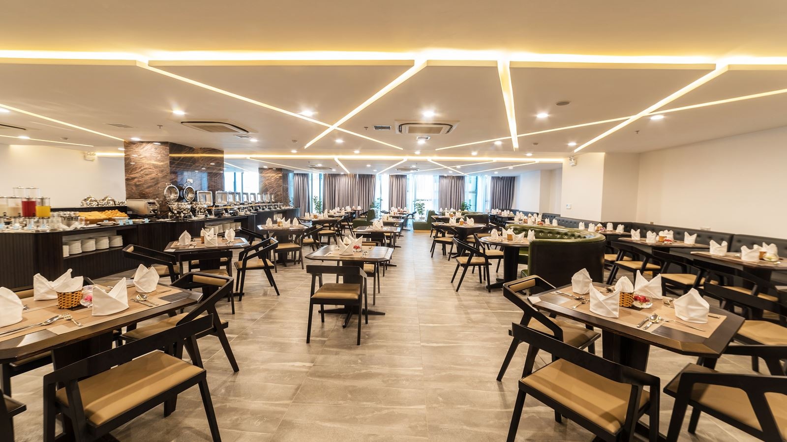 restaurants-lotus-restaurant