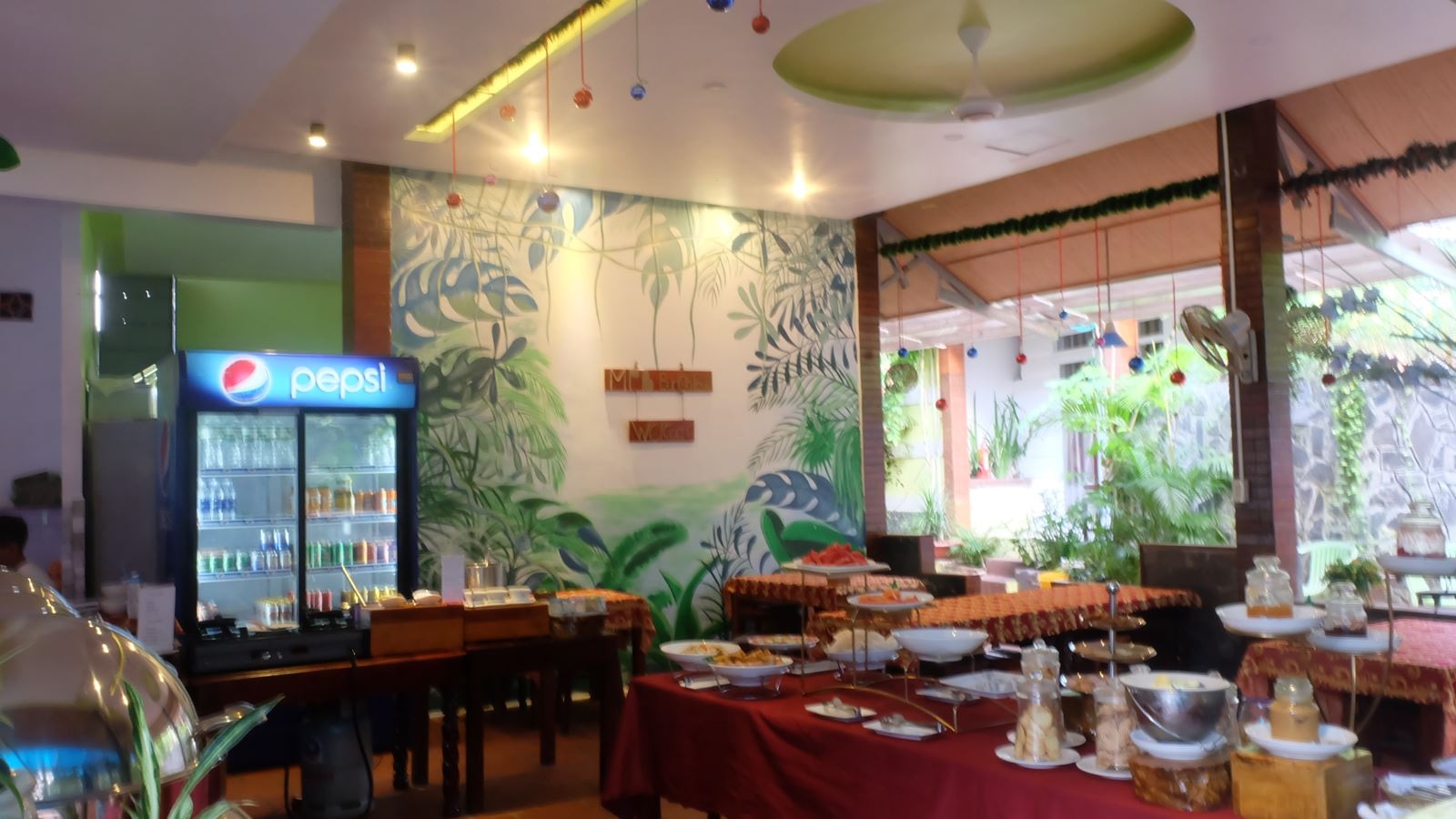 restaurants-restaurant