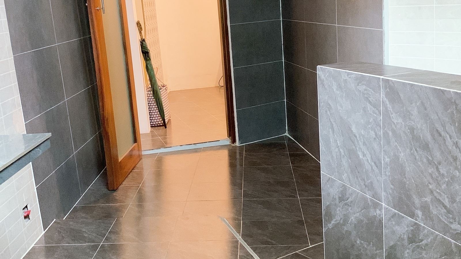 rooms-bungalow-family-gardenview-with-terrace