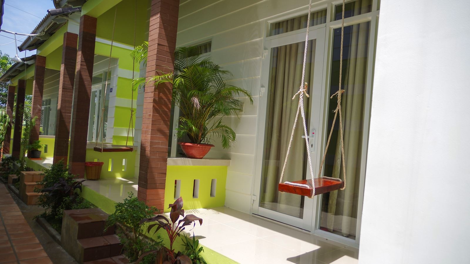 rooms-bungalow-standard-with-terrace-child-without-extra-bed