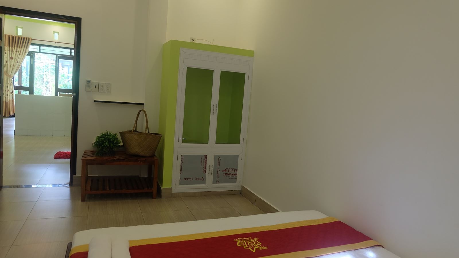 rooms-bungalow-triple-deluxe-with-terrace