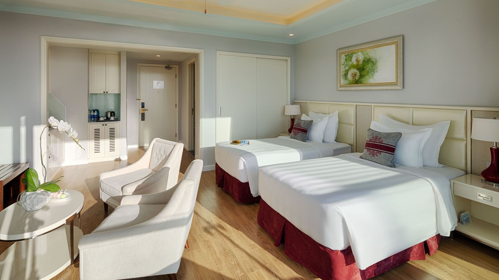 rooms-studio-city-view