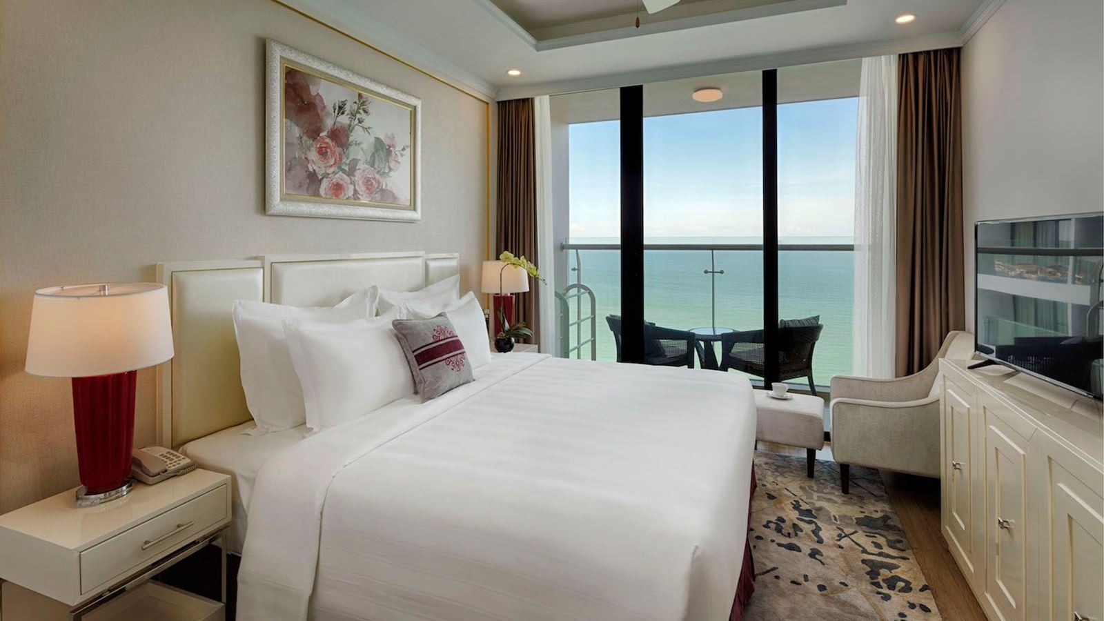 rooms-grand-2bedroom-suite-ocean-view-no-extra-bed