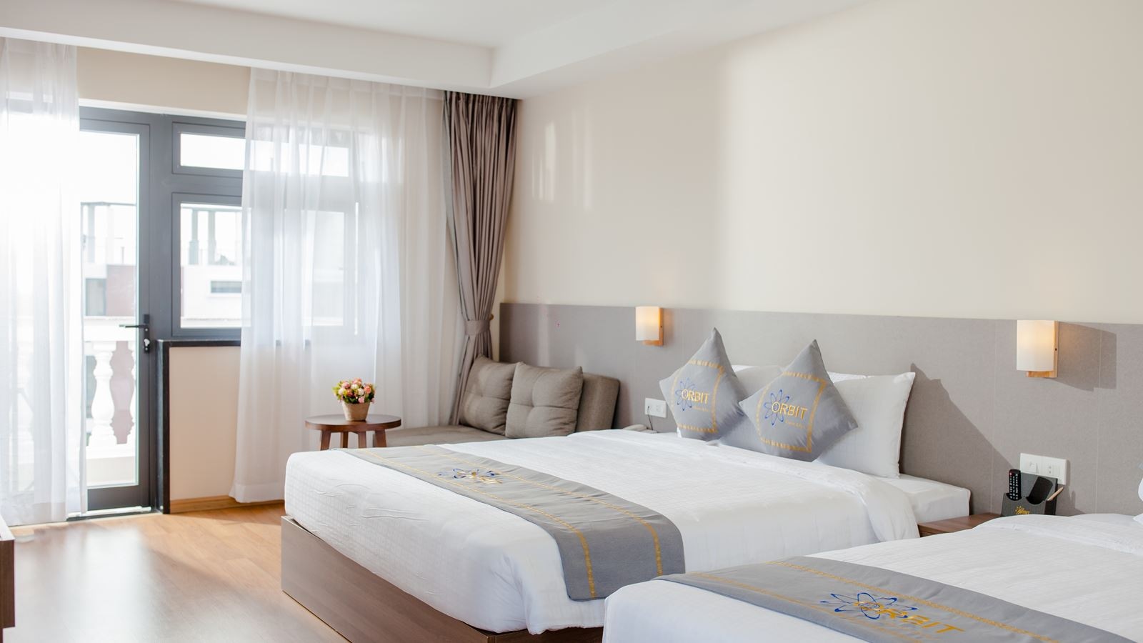 rooms-premier-deluxe-mountain