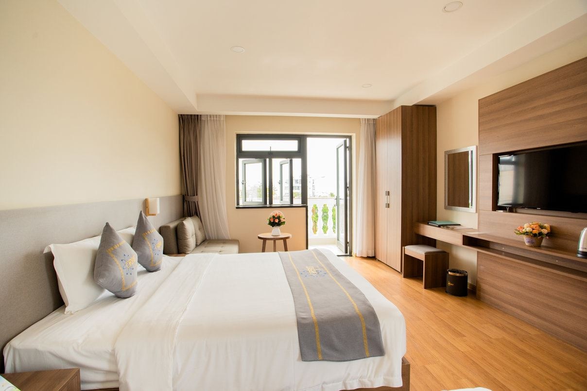 rooms-premier-city-view-with-balcony-child-without-extra-bed