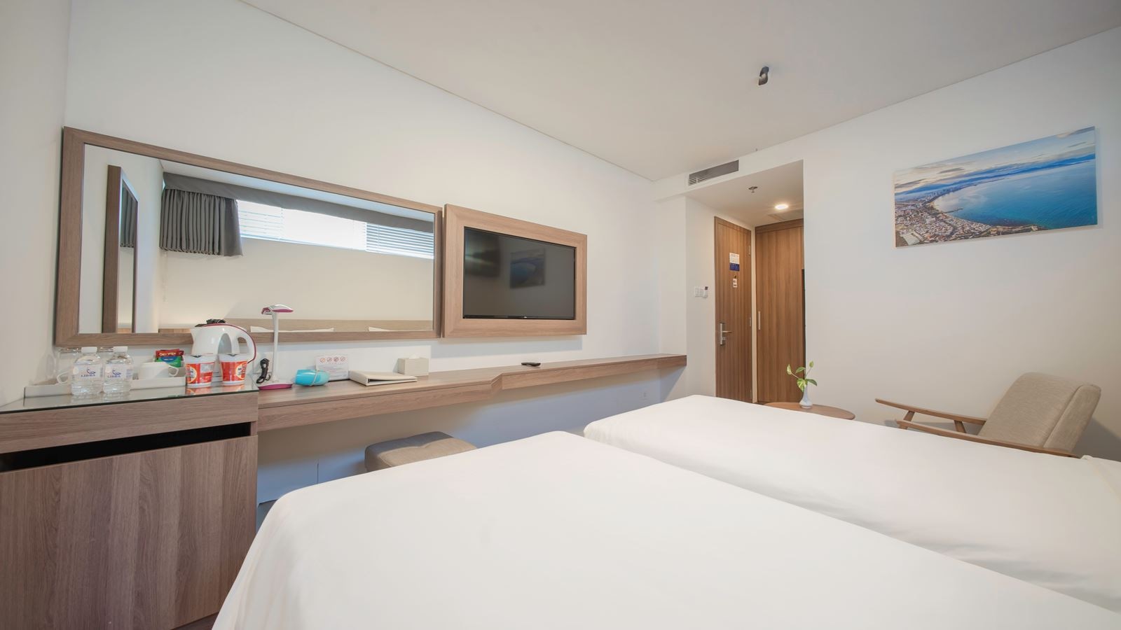 rooms-superior-no-window-child-without-extra-bed