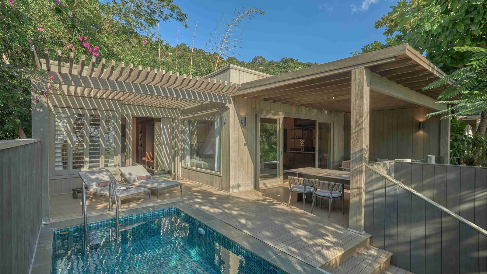 rooms-2bedroom-bay-view-duplex-pool-villa