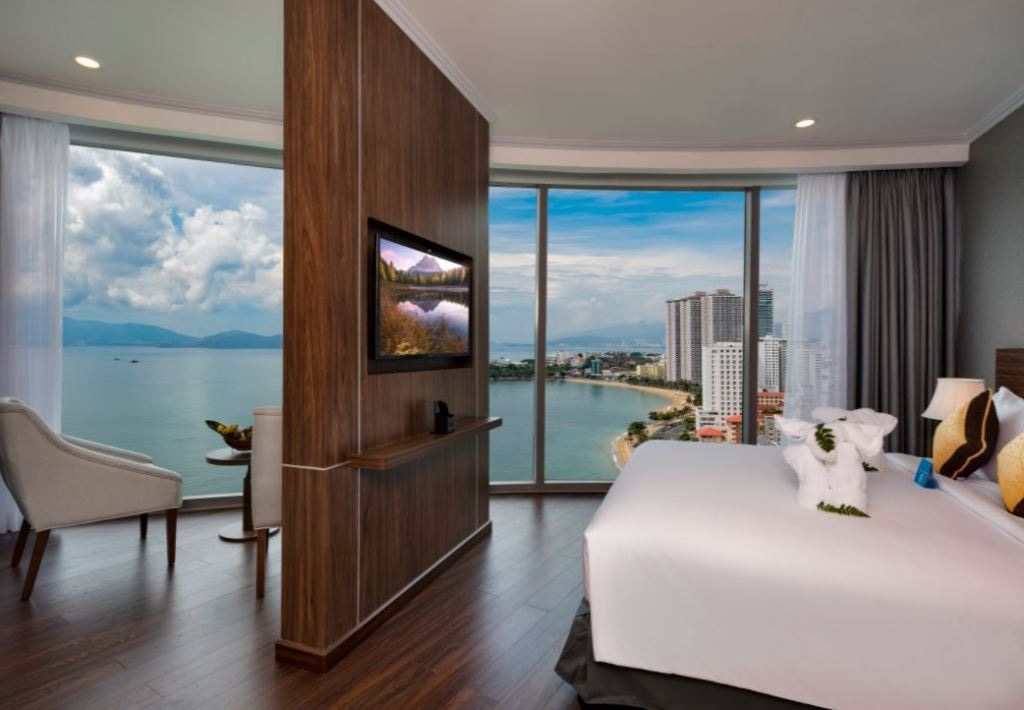 rooms-executive-suite