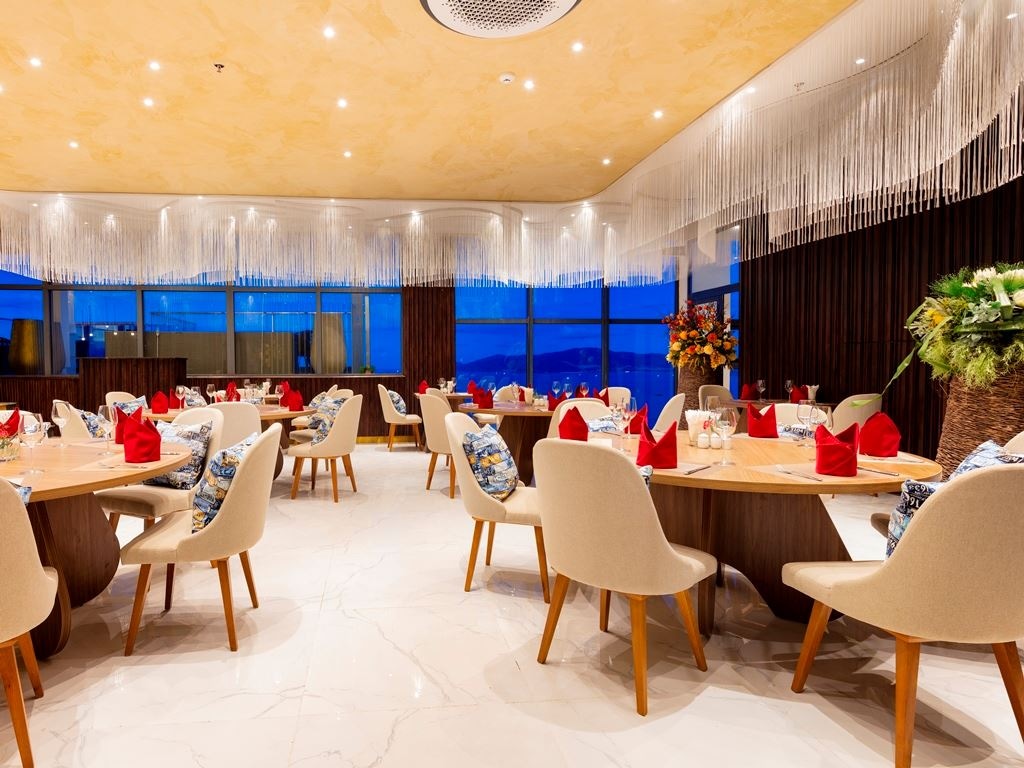 restaurants-restaurants